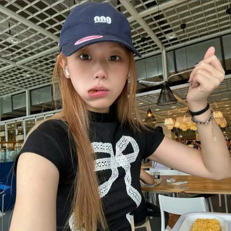 香港